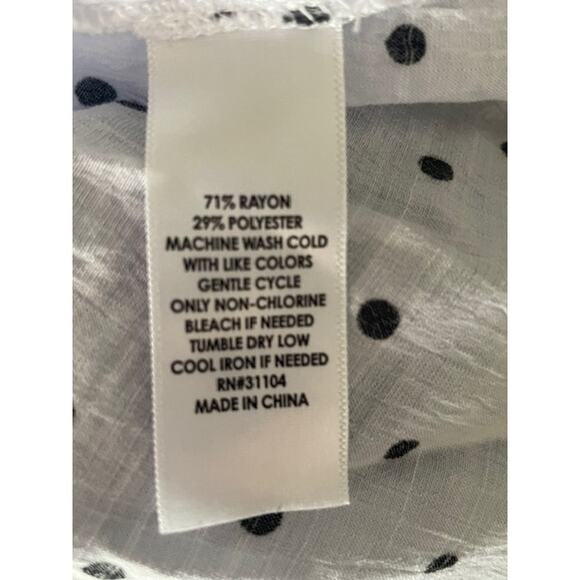 Kim Rogers Curvy‎ Size 3X Short Sleeve Blouse White w/ Black Polka Dots - Picture 5 of 5